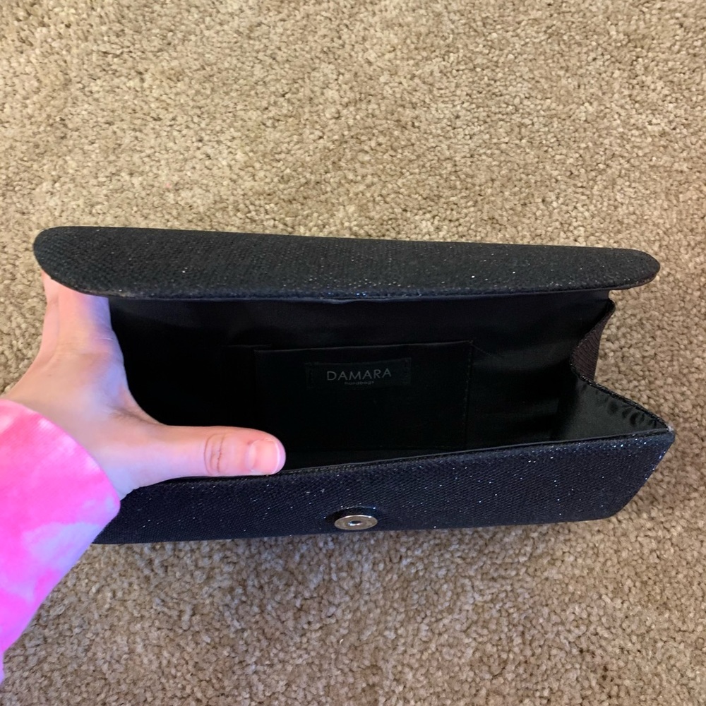 Black clutch